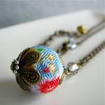 Kimono cherry blossom neckl..