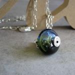 Orbital necklace - hand blo..