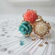 Nostalgic Dahlia Flower Ring - adjustable (more colors available)