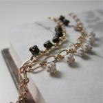 Delicate Milky Vintage Glas..